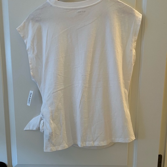 Old Navy White Tie-Front sleeveless Sleeve Top - Picture 3 of 5
